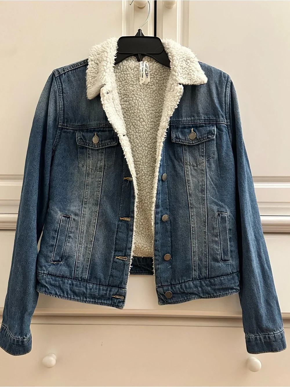 Ashley Vintage Charm EST 1998 Sherpa-Lined Denim Jacket Women’s Size Small